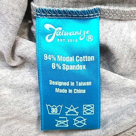 Taiwanize Embroidered Tee Size XL - Picture 7 of 8